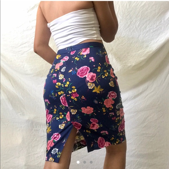 Zara High Waist Flowers Navy Blue Pencil Skirt - Picture 1 of 4